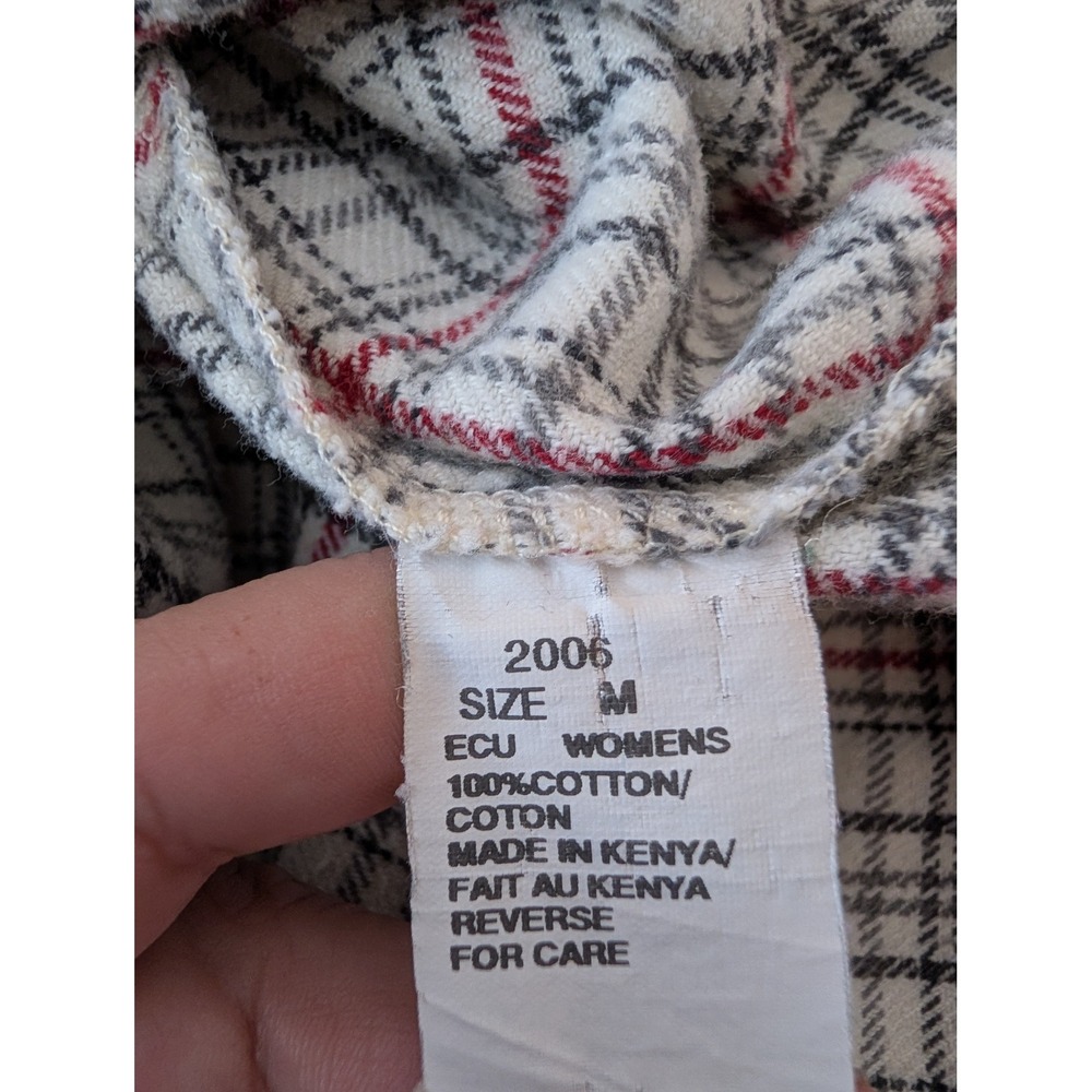 Woolrich Womens Medium Cream Red Plaid Flannel Button Up Shirt 100% Cotton 2006 - Picture 12 of 13